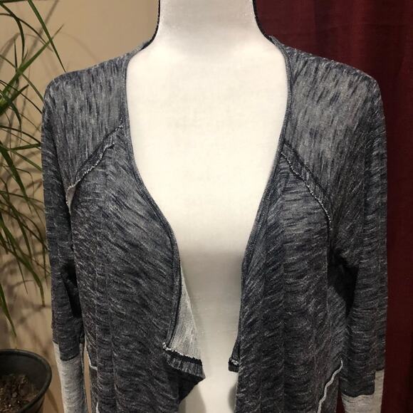 Maurices Gray Monochrome Color Block Cardigan Lightweight Open Front size XS - Picture 2 of 8